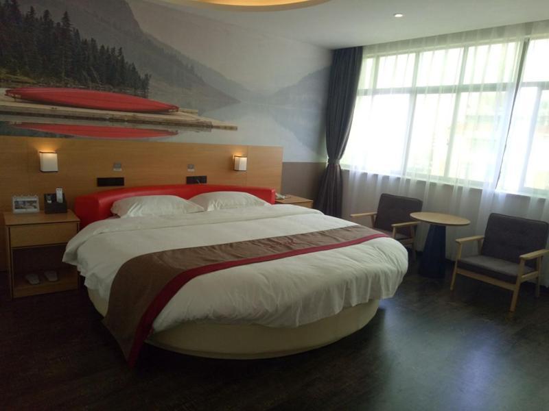 Thank Inn Plus Hotel Jiangxi Fuzhou Jinxi County Government Square מראה חיצוני תמונה